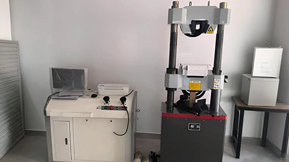 Hydraulic Universal Testing Machine Hydraulic Universal Testing Machine